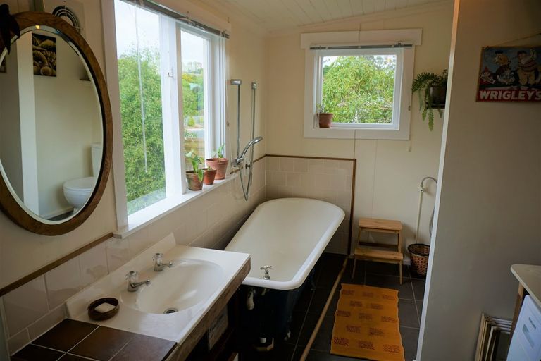 Photo of property in 8 Harington Point Road, Portobello, Dunedin, 9014