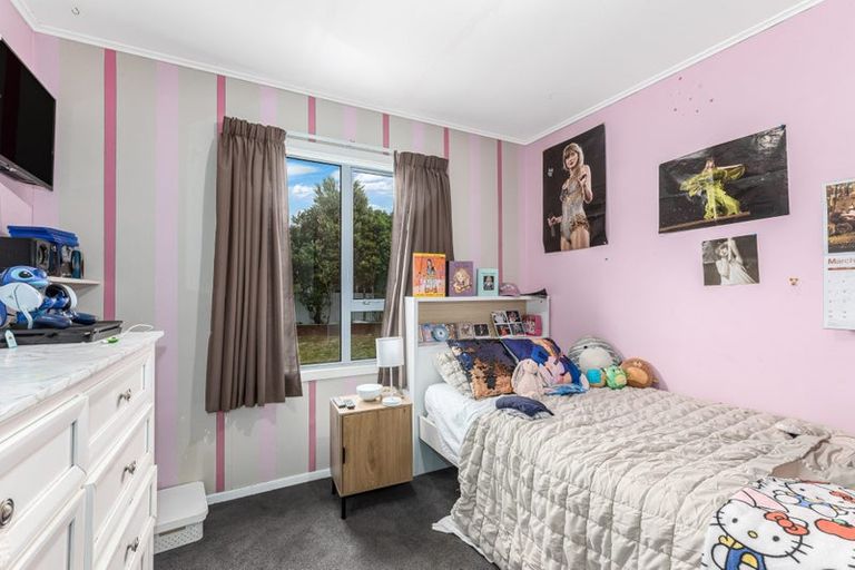 Photo of property in 42 Wood Street, Wainuiomata, Lower Hutt, 5014