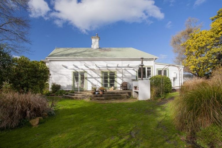 Photo of property in 16 Perth Street, Waikouaiti, 9510