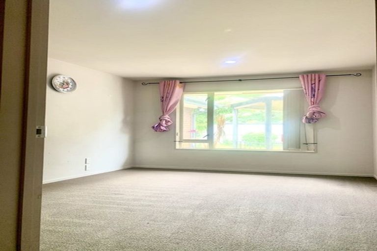 Photo of property in 9 Caudron Road, Wigram, Christchurch, 8042