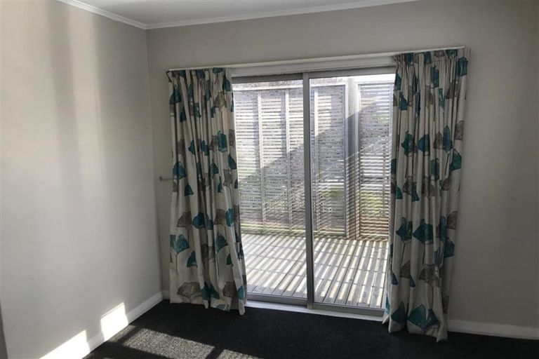 Photo of property in 113 Bowhill Road, New Brighton, Christchurch, 8083