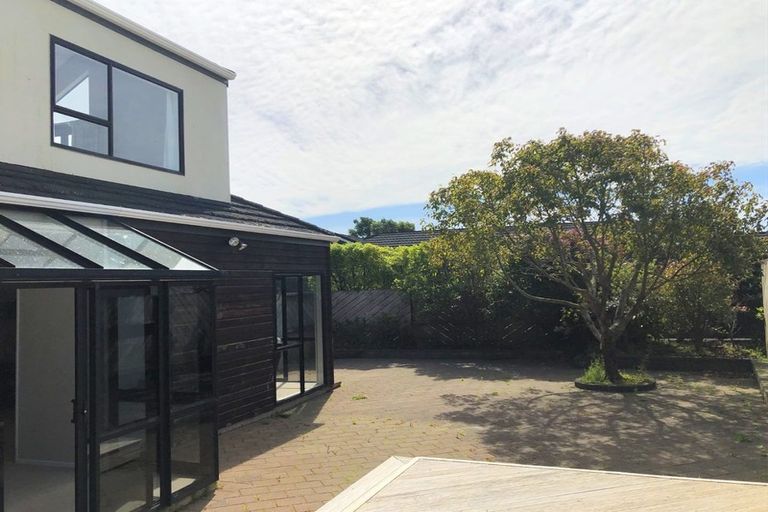 Photo of property in 1/27 Mawson Street, Waiwhetu, Lower Hutt, 5010
