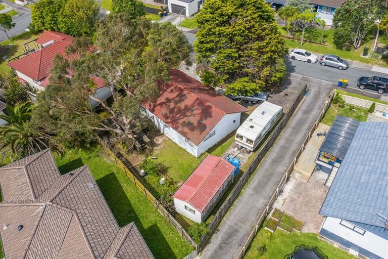 Photo of property in 3 Sabana Place, Unsworth Heights, Auckland, 0632