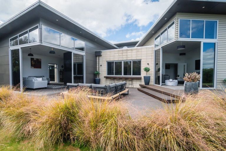 Photo of property in 14 Grange Settlement Road, Temuka, 7920