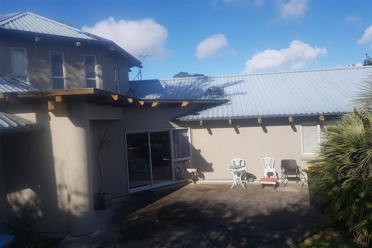 Photo of property in 3a Olwyn Place, Greenhithe, Auckland, 0632