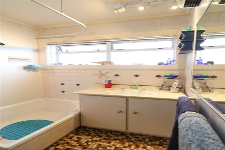 Photo of property in 43 Marston Road, Kensington, Timaru, 7910