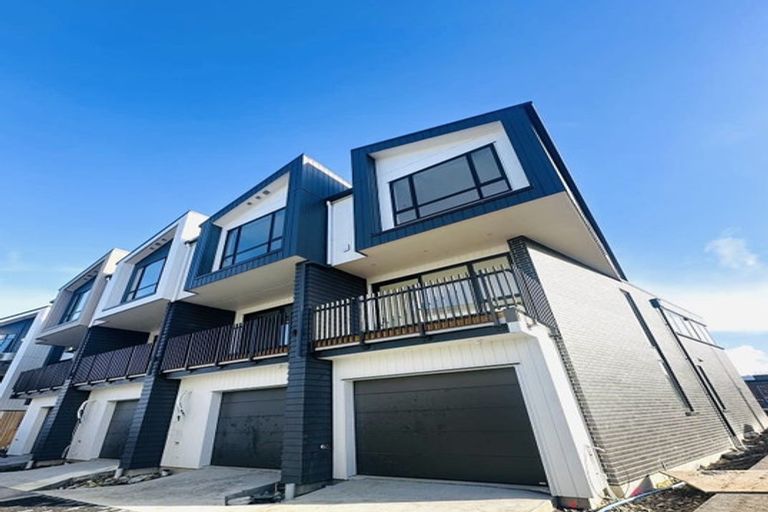 Photo of property in 104 Trafalgar Street, Waterloo, Lower Hutt, 5011