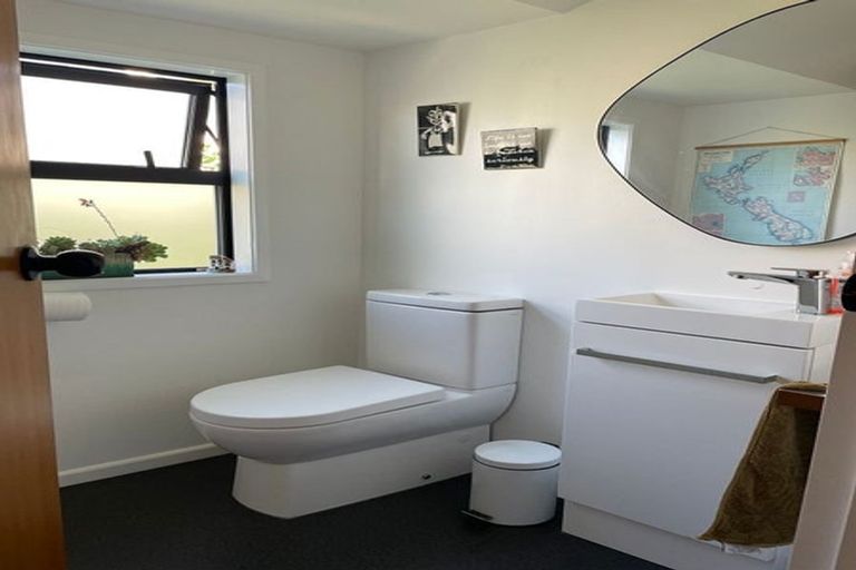 Photo of property in 18 Calcutta Street, Khandallah, Wellington, 6035