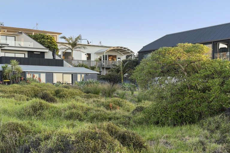 Photo of property in 5b Pacific View Road, Papamoa Beach, Papamoa, 3118