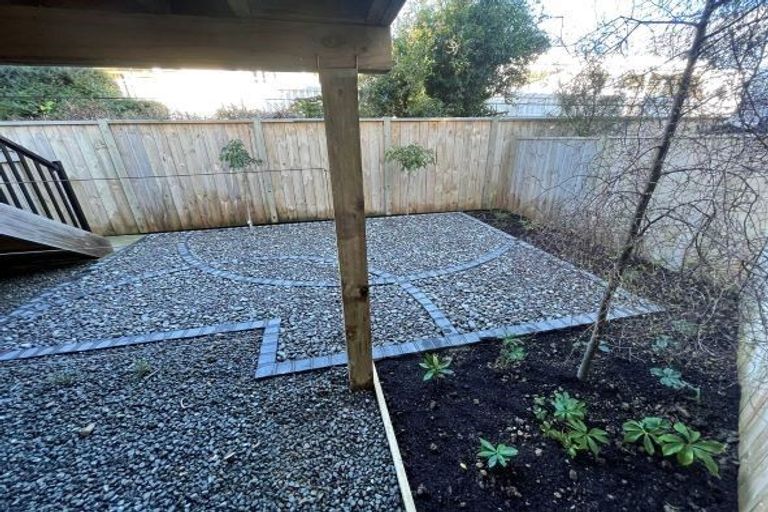 Photo of property in 77b Herald Street, Berhampore, Wellington, 6023