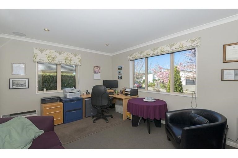 Photo of property in 34 Applefield Court, Northwood, Christchurch, 8051