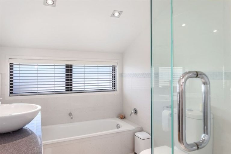 Photo of property in 16 Waterford Avenue, Ohope, 3121