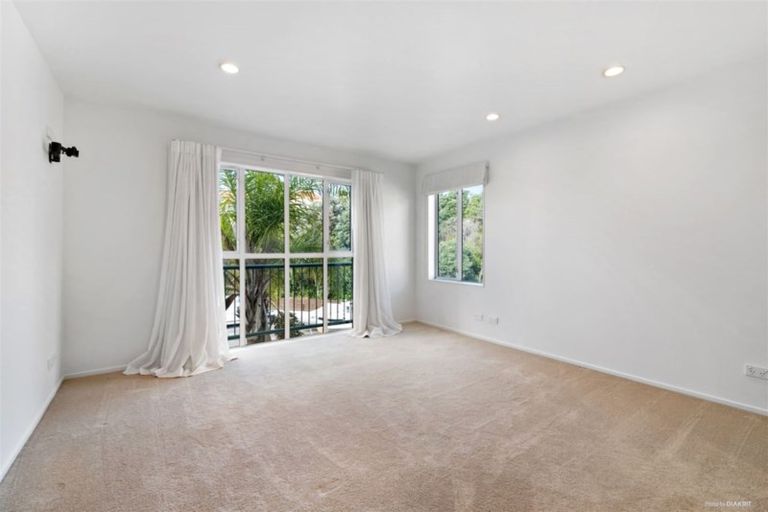 Photo of property in 26 Harbour Village Drive, Gulf Harbour, Whangaparaoa, 0930