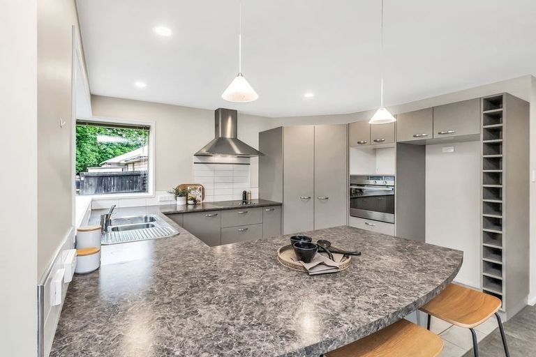 Photo of property in 10 Cyclamen Place, Aidanfield, Christchurch, 8025