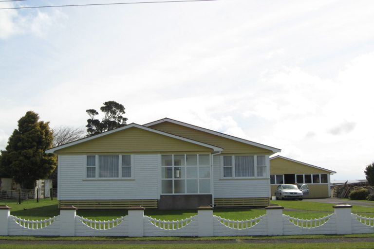 Photo of property in 4 Celia Street, Stratford, 4332