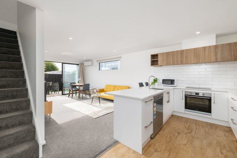 Photo of property in 52e Picton Avenue, Riccarton, Christchurch, 8011