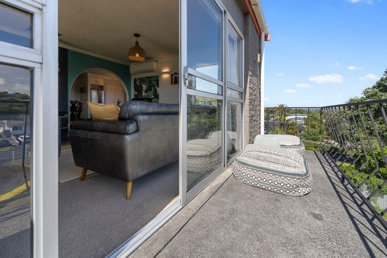 Photo of property in 4 Crownhill Street, Spotswood, New Plymouth, 4310