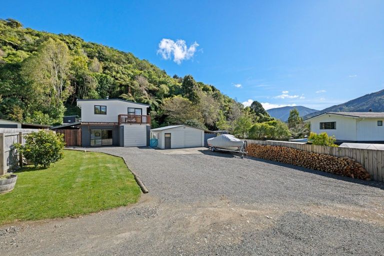 Photo of property in 29 Belview Road, Havelock, Picton, 7281