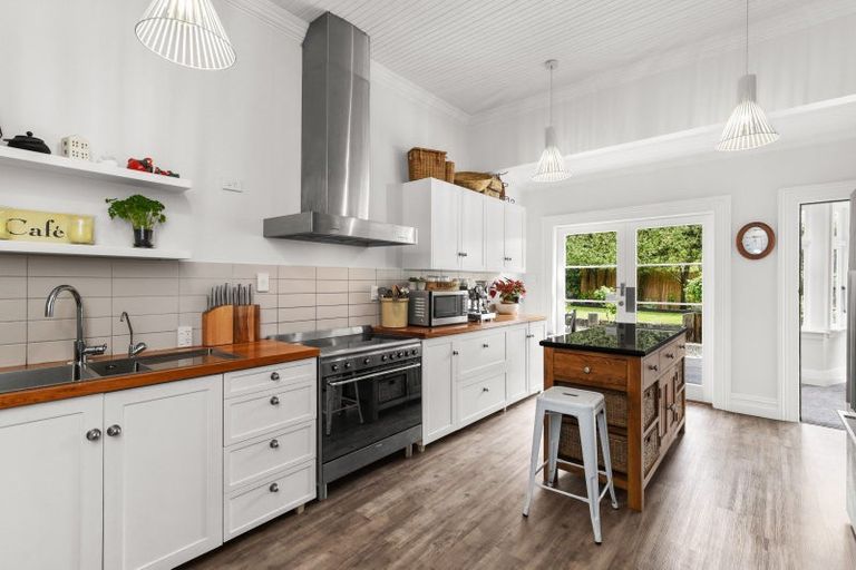 Photo of property in 30 Hobson Street, Saint Clair, Dunedin, 9012