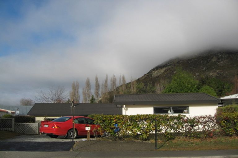 Photo of property in 44 Remarkables Crescent, Frankton, Queenstown, 9300