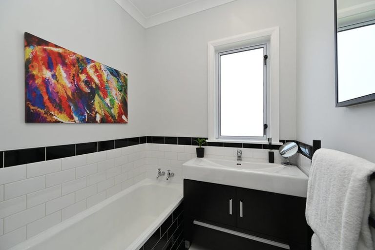 Photo of property in 1/406 Gloucester Street, Taradale, Napier, 4112