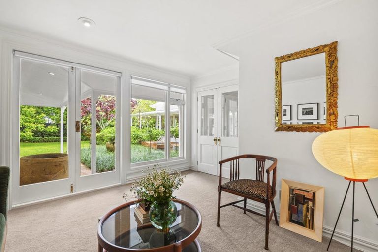 Photo of property in 49b Roland Road, Greenhithe, Auckland, 0632