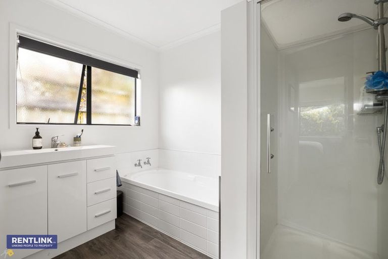 Photo of property in 6b Queen Road, Bellevue, Tauranga, 3110