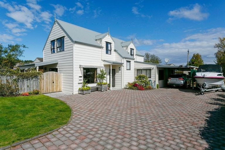 Photo of property in 122 Arthur Crescent, Hilltop, Taupo, 3330