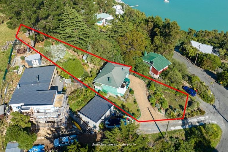 Photo of property in 64 Bayview Road, Charteris Bay, Lyttelton, 8971