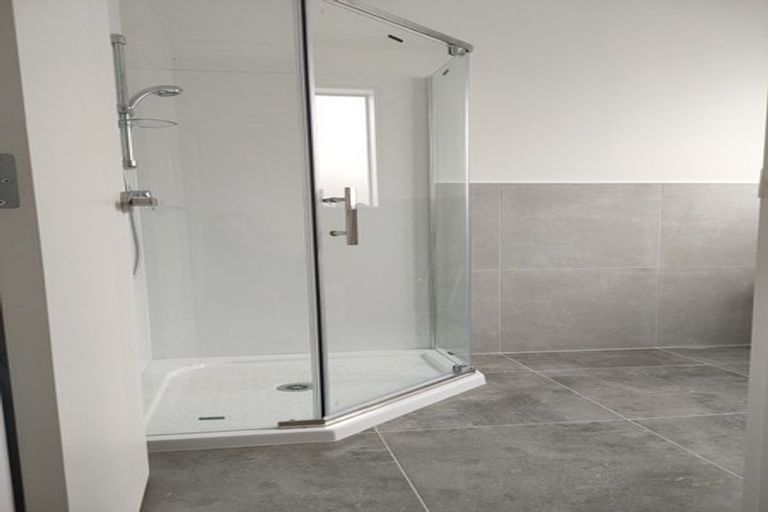 Photo of property in 4 Han Court, Glen Eden, Auckland, 0602