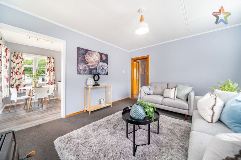 Photo of property in 32 Karaka Street, Wainuiomata, Lower Hutt, 5014