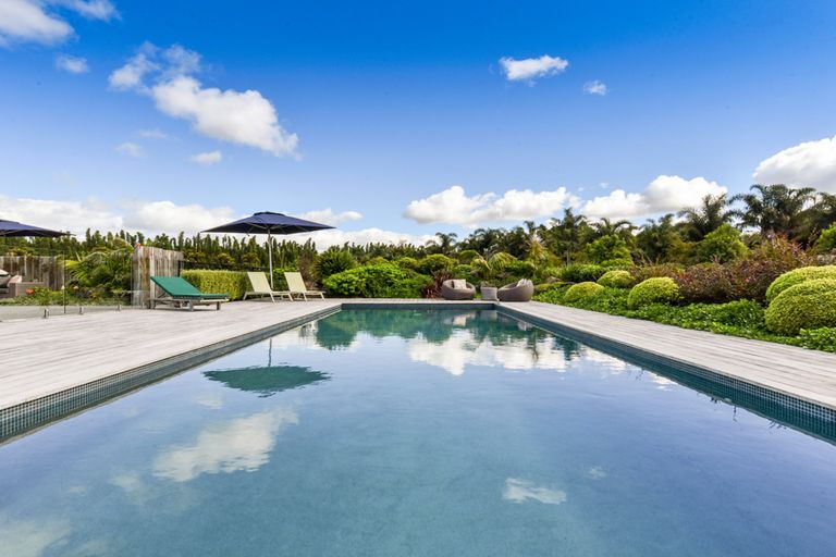 Photo of property in 140 Jones Road, Tawharanui Peninsula, Warkworth, 0986