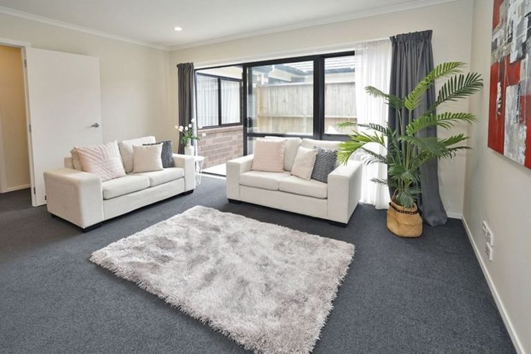 Photo of property in 22 Cosmith Lane, Dinsdale, Hamilton, 3204