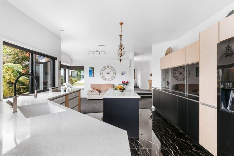 Photo of property in 24 Waterview Terrace, Omokoroa, 3114