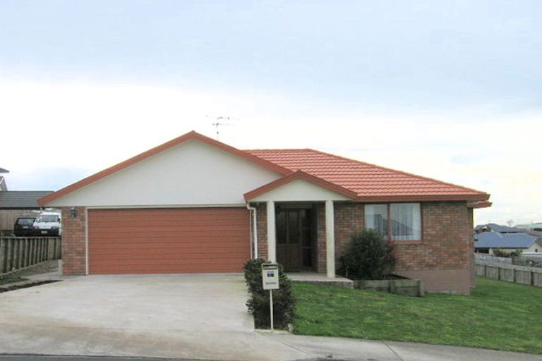 Photo of property in 20 Dorchester Place, Nawton, Hamilton, 3200