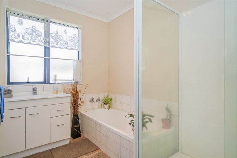 Photo of property in 4a Nicholas Avenue, Whitianga, 3510