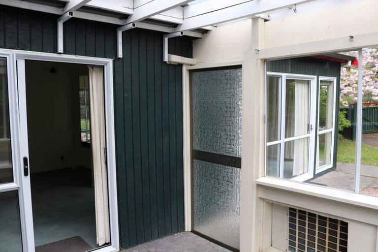 Photo of property in 36 Parkes Avenue, Saint Johns Hill, Whanganui, 4501