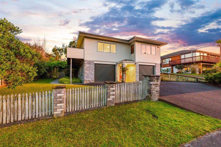 Photo of property in 31 Sturm Avenue, Massey, Auckland, 0614