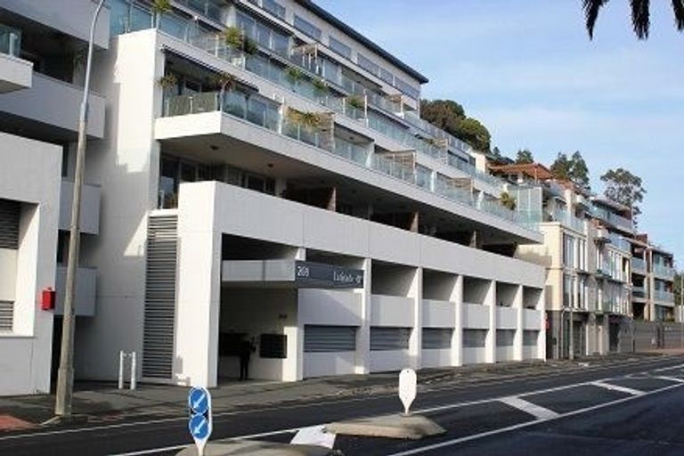 Photo of property in Latitude 41, 3/269 Wakefield Quay, Stepneyville, Nelson, 7010