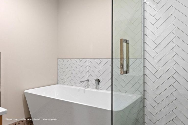 Photo of property in 2/386 Gloucester Street, Taradale, Napier, 4112