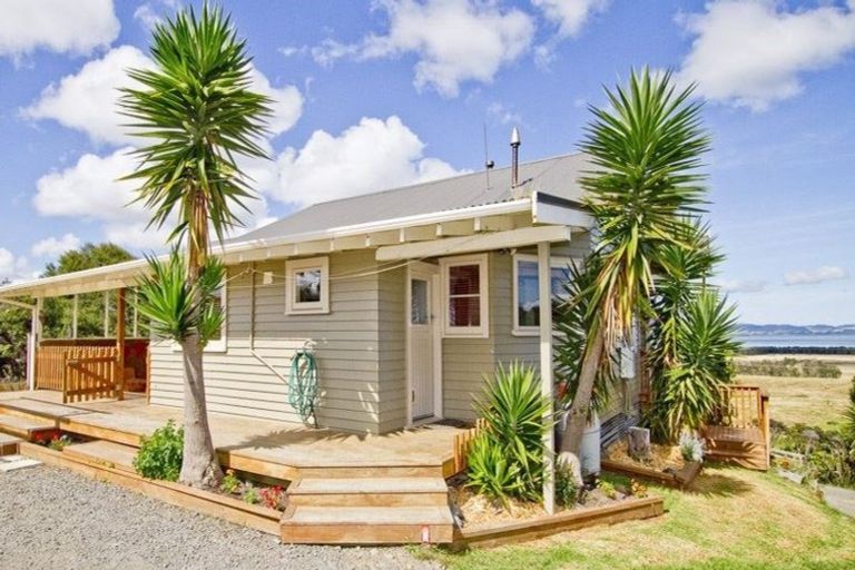 Photo of property in 17c Oyster Road West, Kaukapakapa, 0984