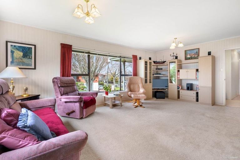 Photo of property in 46 Glenfern Road, Mellons Bay, Auckland, 2014