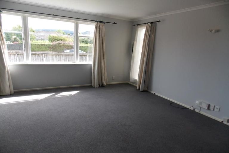 Photo of property in 56 Routley Crescent, Elderslea, Upper Hutt, 5018
