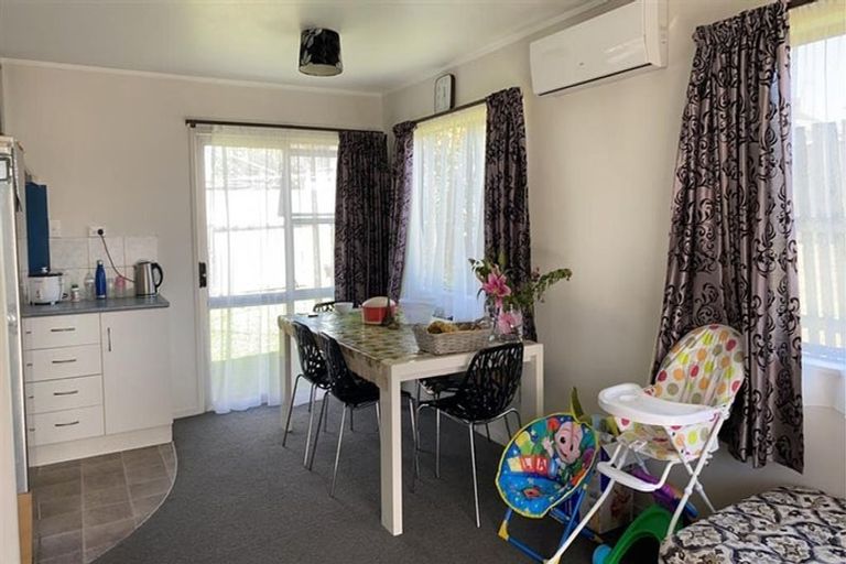 Photo of property in 2/935 Cameron Road, Gate Pa, Tauranga, 3112