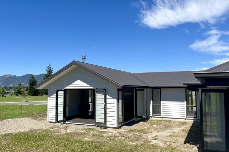 Photo of property in 2 Balfour Way, Hanmer Springs, 7334