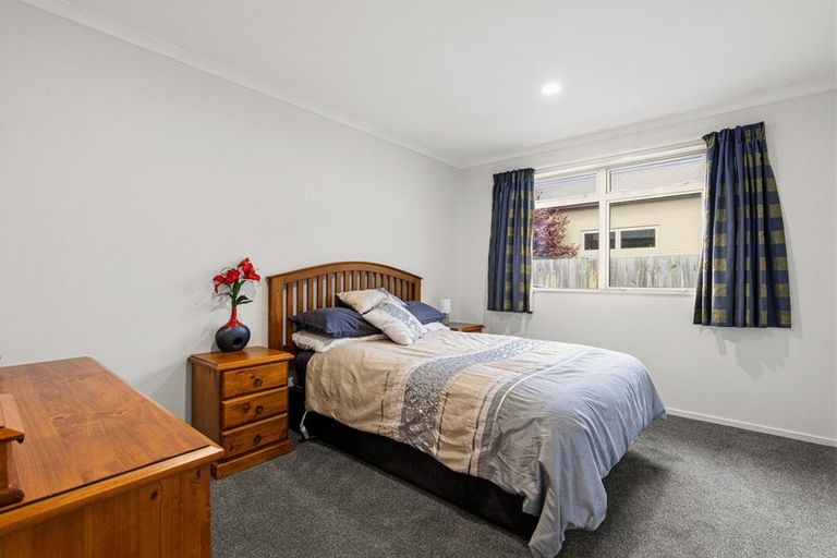 Photo of property in 33 Sylvan Street, Lake Hayes, Queenstown, 9304