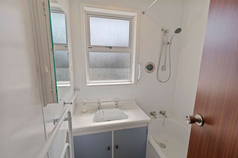 Photo of property in 10a Puriri Street, Gonville, Whanganui, 4501