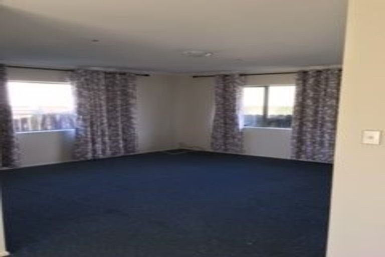 Photo of property in 1/13 Solveig Place, Randwick Park, Auckland, 2105