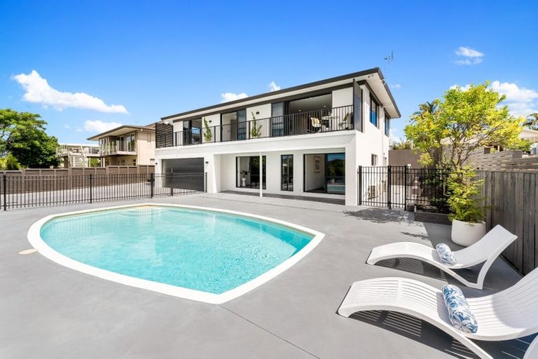 Photo of property in 114 Bramley Drive, Farm Cove, Auckland, 2012