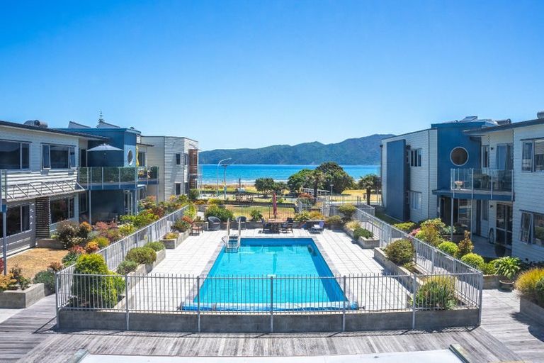 Photo of property in 27/4u Seaview Road, Paraparaumu Beach, Paraparaumu, 5032